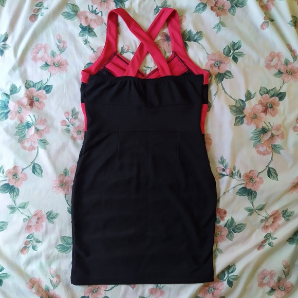 *SALE* NWOT Black Pink Bodycon Bandage Cocktail Dress - Picture 4 of 7